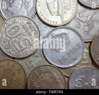 Stapel der alten europäischen Münzen, Euro. Stockfoto