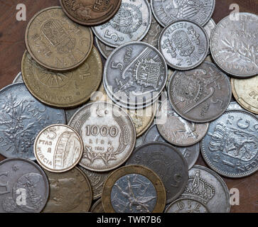 Stapel der alten europäischen Münzen, Euro. Stockfoto