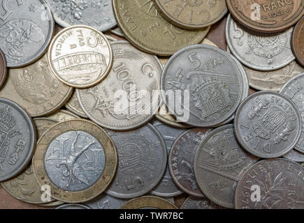 Stapel der alten europäischen Münzen, Euro. Stockfoto