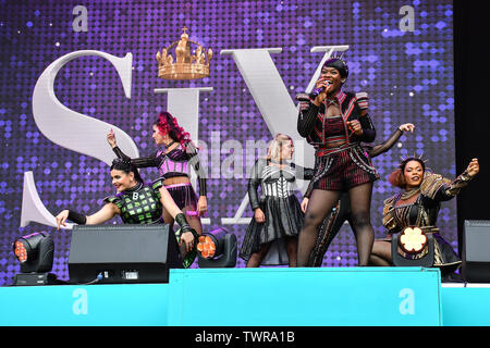 Sechs führt bei West End Live 2019 in Trafalgar Square, am 22. Juni 2019, London, UK. Stockfoto