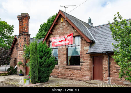 Appleton Thorn Village Hall Bar am Tag der Bawming der Thorn 2019 Stockfoto