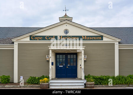 Hyannis, MA - 10. Juni 2019: Cape Cod Maritime Museum ist auf die maritime Kultur der Region konzentriert. Stockfoto