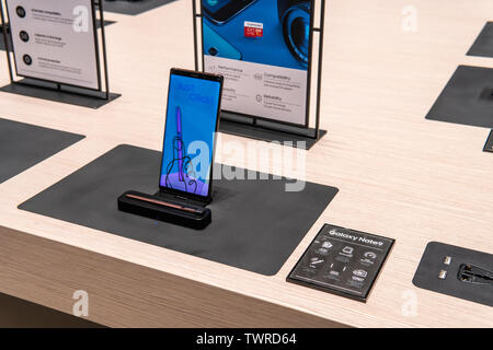 Berlin, Deutschland, 30.August 2018 Samsung Galaxy 9 Smartphone Samsung Ausstellung Pavillon, Stand auf globale Innovationen zeigen IFA 2018 Stockfoto