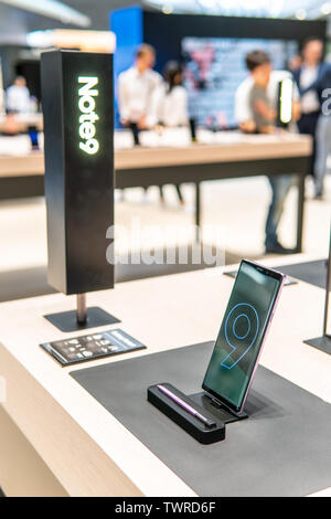 Berlin, Deutschland, 30.August 2018 Samsung Galaxy 9 Smartphone Samsung Ausstellung Pavillon, Stand auf globale Innovationen zeigen IFA 2018 Stockfoto