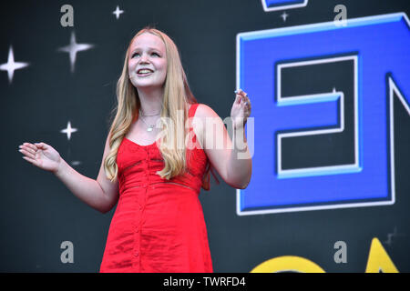 West End Aufruf führt bei West End Live 2019 in Trafalgar Square, am 22. Juni 2019, London, UK. Stockfoto