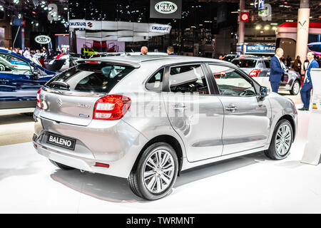 Paris, Frankreich, 02.Oktober 2018 silber metallic Suzuki Baleno, Mondial Paris Motor Show, Kleinwagen B-Segment durch japanische Hersteller produziert Suzuki Stockfoto