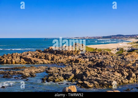 Küste und Strand von Porto Stadt Ende Mai, Portugal Stockfoto