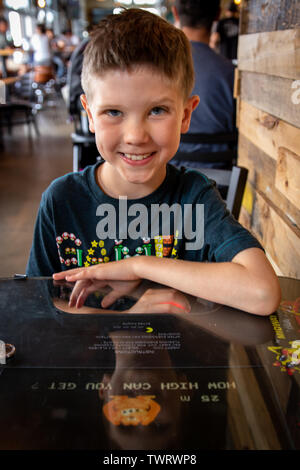 Junge Videospiel Stockfoto