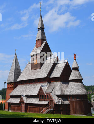 Die evangelische Gustav-Adolf-Stabkirche, eine hölzerne Stabkirche in Hahnenklee, Harz, Deutschland. Stockfoto