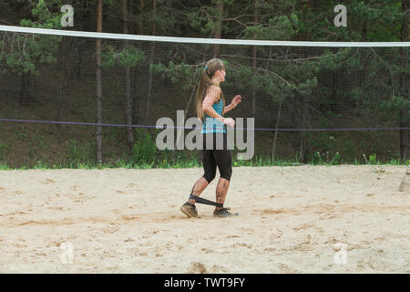 Stadt Ikscile, der Lettischen Republik. Mut Rennen waren die Menschen im Sport tätig. Verschiedene Hindernisse überwinden und ausgeführt wird. Eine große Anzahl von an Stockfoto