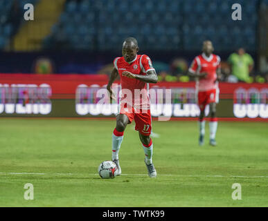 Alexandria, Ägypten. 22. Juni, 2019. Amissi Cedric von Burundi bei der Afrikameisterschaft Übereinstimmung zwischen Nigeria und Burundi am Alexandria Stadion in Alexandria, Ägypten. Ulrik Pedersen/CSM/Alamy leben Nachrichten Stockfoto