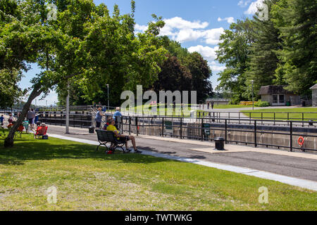 St-Ours Kanada - 22. Juni 2019: Saint-Ours Canal National Historic Site Park tagsüber im Sommer Stockfoto