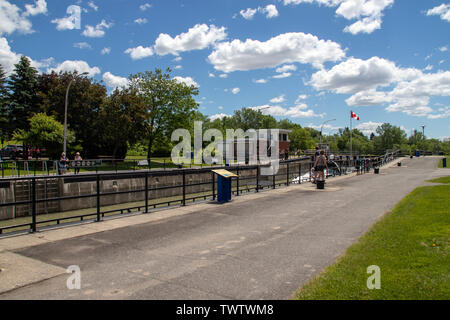 St-Ours Kanada - 22. Juni 2019: Saint-Ours Canal National Historic Site Park tagsüber im Sommer Stockfoto