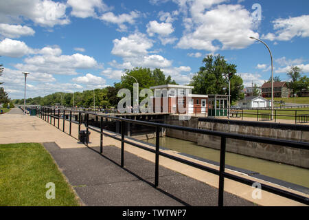 St-Ours Kanada - 22. Juni 2019: Saint-Ours Canal National Historic Site Park tagsüber im Sommer Stockfoto