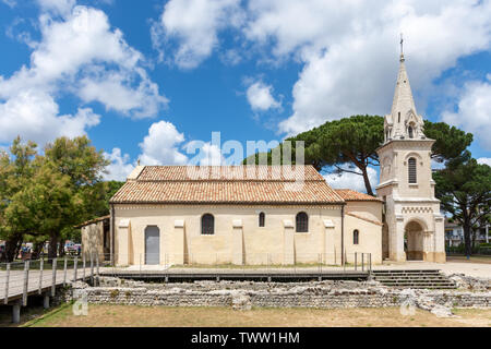 Andernos, Arcachon, Frankreich. Die Kirche Saint-Eloi Stockfoto