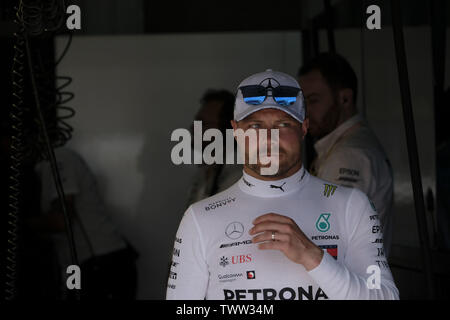 Le Castellet, Var, Frankreich. 23. Juni 2019. Mercedes Fahrer Valtteri Bottas (FIN) vor dem Rennen des Formel 1 Grand Prix von Frankreich auf dem Circuit Paul Ricard bei Le Castellet - Frankreich. Lewis Hamilton gewann französischen Grand Prix Credit: Pierre Stevenin/ZUMA Draht/Alamy leben Nachrichten Stockfoto