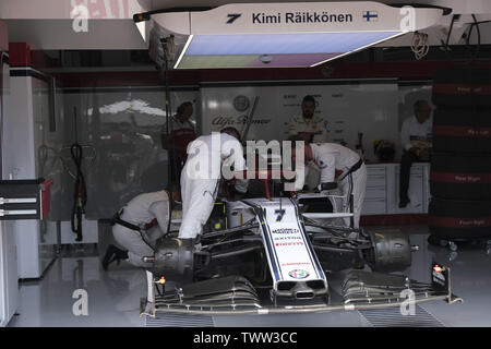 Le Castellet, Var, Frankreich. 23. Juni 2019. Sauber Fahrer Kimi Räikkönen (FIN) in Aktion während der Rennen des Formel 1 Grand Prix von Frankreich auf dem Circuit Paul Ricard bei Le Castellet - Frankreich. Lewis Hamilton gewann französischen Grand Prix Credit: Pierre Stevenin/ZUMA Draht/Alamy leben Nachrichten Stockfoto