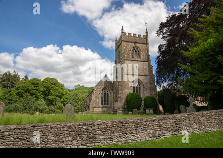 Die Kirche des Hl. Jakobus der Ältere in Horton, Cotswold Edge Gloucestershire, Vereinigtes Königreich. Die Kirche stammt aus dem 12. Jahrhundert mit später zusätzlich Stockfoto