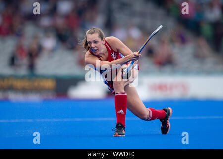 London, Großbritannien. 23 Jun, 2019. Giselle Ansley (GBR), die in Aktion während der Fih-Pro League Match: Großbritannien vs Neuseeland (Frauen) in Twickenham Stoop Stadium am Sonntag, 23. Juni 2019 in London, England. Credit: Taka G Wu/Alamy leben Nachrichten Stockfoto