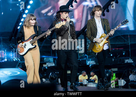 Victoria de Angelis, Damiano David und Thomas Raggi aus Maneskin in Konzert in der Partei wie ein DJ-Radio Deejay Party im Geist in Milano, Italien, am 22. Juni 2019 Stockfoto