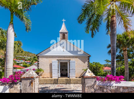 St. Bartholomä anglikanische Kirche in Saint Barthélemy. Kirche am Hafen von Gustavia, St. Barts. Stockfoto