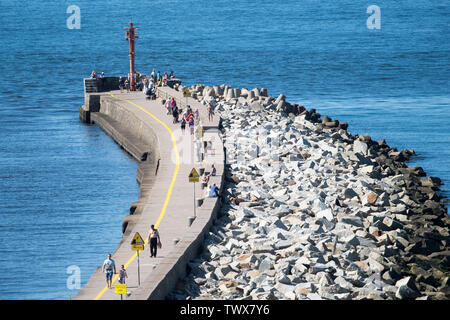 Wellenbrecher in Ustka, Polen, 17. Juni 2019 © wojciech Strozyk/Alamy Stock Foto Stockfoto