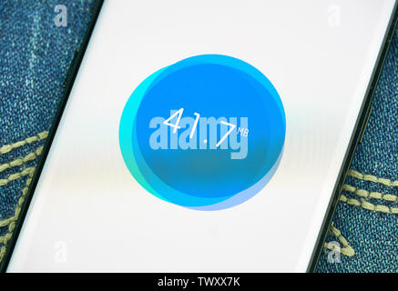 MONTREAL, KANADA - Dezember 23, 2018: Junk-dateien cleaner android app auf Samsung S8-Bildschirm. Stockfoto