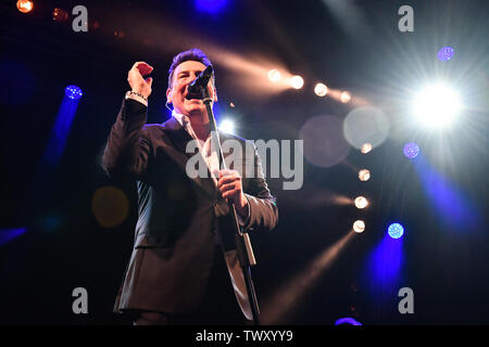 Tony Hadley, Frontmann Spandao Ballett, Konzert in der Arena GRU Dorf 23.Juni, 2019 in Grugliasco, Turin, Italien. Stockfoto