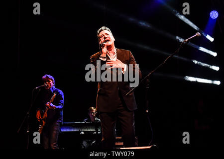 Tony Hadley, Frontmann Spandao Ballett, Konzert in der Arena GRU Dorf 23.Juni, 2019 in Grugliasco, Turin, Italien. Stockfoto