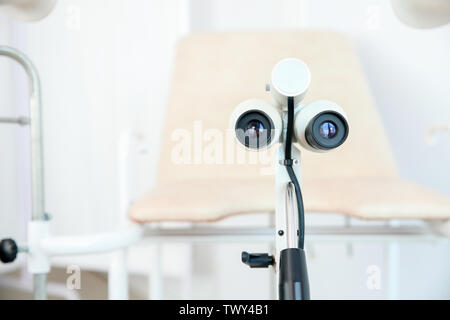 Moderne kolposkop in der gynäkologe Büro Stockfoto