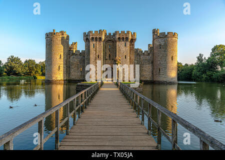 Historic Bodiam Castle und Graben in East Sussex, England Stockfoto