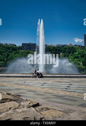 Der Brunnen am Point State Park, Pittsburgh, Pennsylvania, liegt am Zusammenfluss von Allegheny, der Monongahela und dem Ohio Fluss. Stockfoto