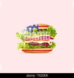 Eine altrnative Blick auf Sterne und Streifen, Flagge der Vereinigten Staaten von Amerika als Burger auf Coral Hintergrund. Modernes Design. Zeitgenössische Kunst Kreativ konzeptionelle und bunten Collage. Stockfoto