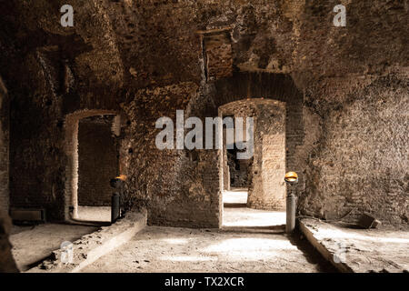 Rom. Italien. Insula dell'Ara Coeli, Reste eines römischen Wohnhauses aus dem 2. Jahrhundert n. Chr., Innenansicht der dritten Etage. Stockfoto