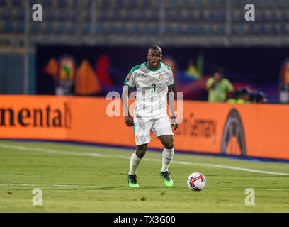 Juni 23, 2019: Kalidou Koulibaly von Senegal während der 2019 Afrika Cup der Nationen Übereinstimmung zwischen Senegal und Tansania am 30. November Stadion in Kairo, Ägypten. Ulrik Pedersen/CSM. Stockfoto