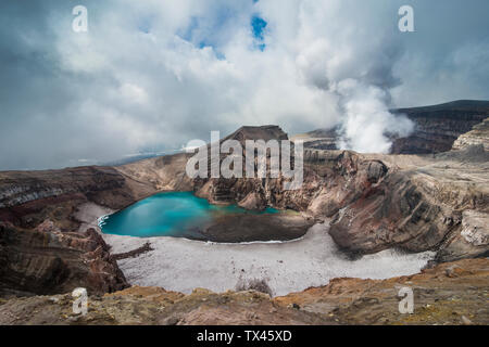 Russland, Kamtschatka, dampfende Fumarole auf der Gorely Stockfoto