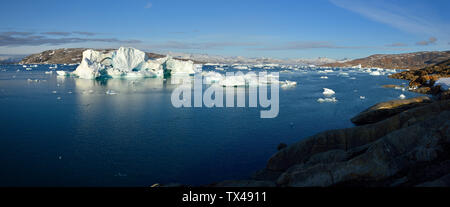 Grönland, Ostgrönland, Johan Petersens Fjord, Eisberge Stockfoto