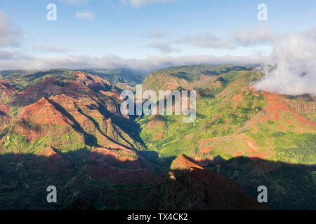 USA, Hawaii, Kauai, Waimea Canyon State Park, Blick über Waimea Canyon Stockfoto