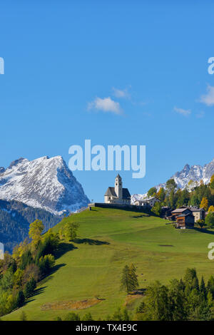 Italien, Venetien, in der Provinz Belluno, Colle Santa Lucia, Kirche Stockfoto