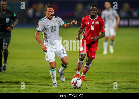 Kairo, Ägypten. 23. Juni 2019. Ismael Bennacer von Algerien während der 2019 Afrika Cup der Nationen Übereinstimmung zwischen Algerien und Kenia am 30. November Stadion in Kairo, Ägypten. Ulrik Pedersen/CSM/Alamy leben Nachrichten Stockfoto