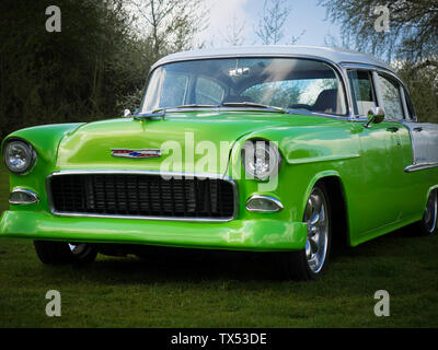 Ein restaurierter Chevrolet Bel Air aus dem Jahr 1955 wird bei Caffeine & Machine in Ettington, Großbritannien, ausgestellt Stockfoto