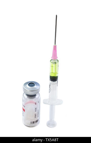 Die Spritze ist platziert stand neben der Medizin Flasche. Stockfoto