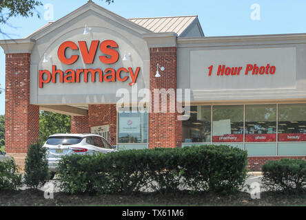 Princeton, New Jersey - 23. Juni 2019: CVS Apotheke Einzelhandel Lage. CVS ist die grösste Apothekenkette im US-Bild Stockfoto