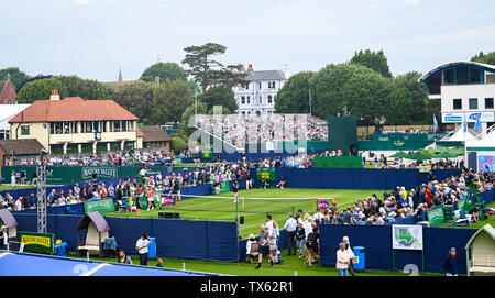 Eastbourne, Großbritannien. 24. Juni, 2019. Blick über die Gerichte in der Natur Tal internationalen Tennisturnier in Devonshire Park in Eastbourne statt. Foto: Simon Dack/Alamy leben Nachrichten Stockfoto