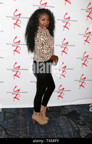 Juni 23, 2019 - Burbank, CA, USA - LOS ANGELES - 23.Juni: Loren Lott bei dem Jungen und dem rastlosen Fan Club Mittagessen im Marriott Burbank Convention Center am 23. Juni 2019 in Burbank, CA (Credit Bild: © Kay Blake/ZUMA Draht) Stockfoto