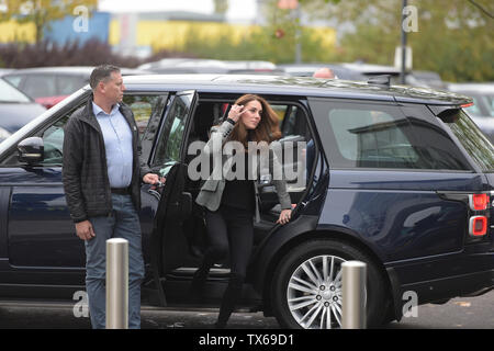 Katharina, Herzogin von Cambridge und Prinz William Herzog von Cambridge besuchen Sie die basildon Sporting Village in Essex Stockfoto