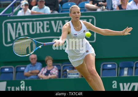 KAROLINA PLISKOVA (Cze) in Eastbourne, UK. 24. Juni 2019. Natur Tal International Tennis in Devonshire Park. Stockfoto