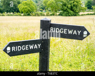 Die Ridgeway Pfad Zeichen, Streatley, Berkshire, England, UK, GB. Stockfoto