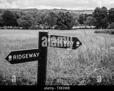 Die Ridgeway Pfad Zeichen, Streatley, Berkshire, England, UK, GB. Stockfoto