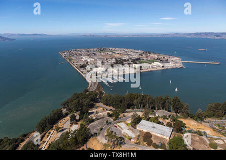 Nachmittag Luftaufnahme von Treasure Island und San Francisco Bay in der Nähe von Oakland, Kalifornien. Stockfoto